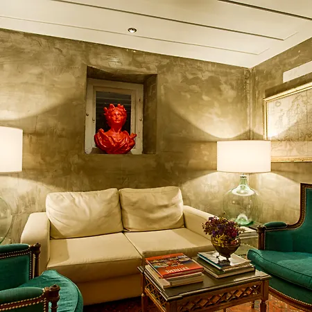 לינה וארוחת בוקר Dear - Charming House 4*