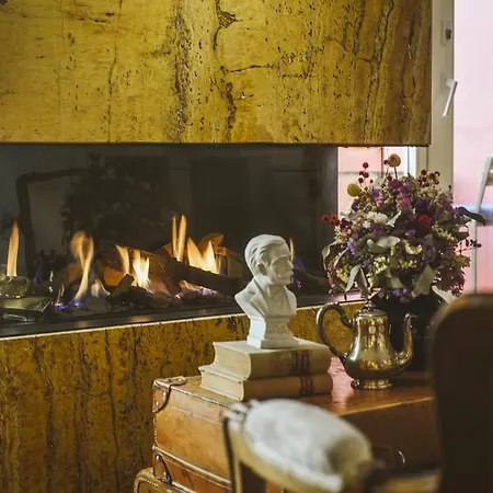 Dear - Charming House 4* ליסבון