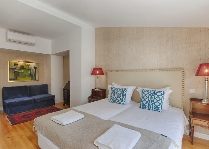 디어 - 차밍 하우스 B&B 4*