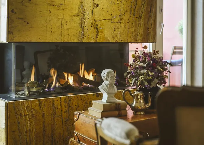 디어 - 차밍 하우스 4* 리스본