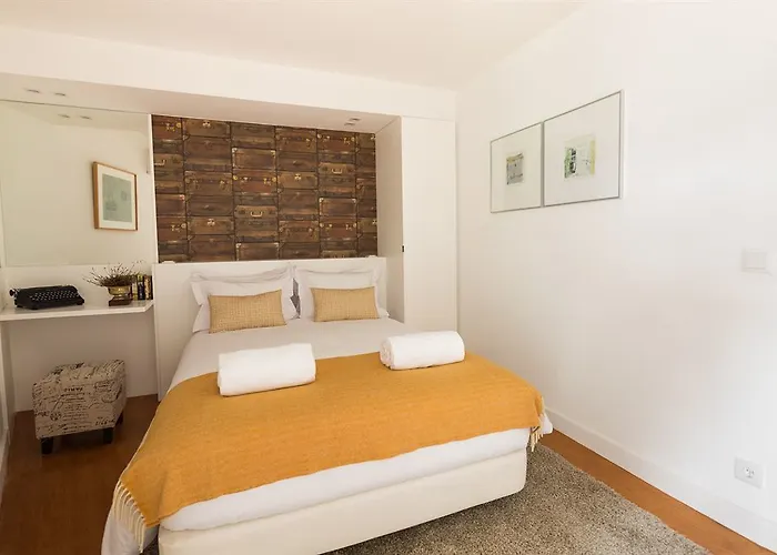 디어 - 차밍 하우스